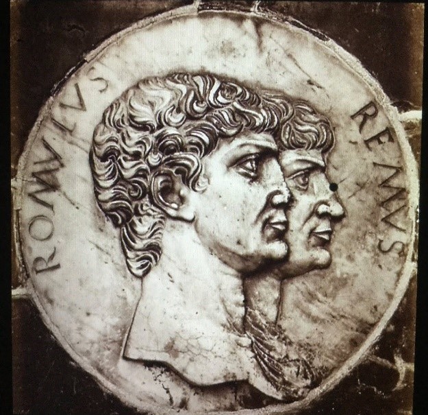 Рис. 5. Римская монета с изображением Ромула и Рема